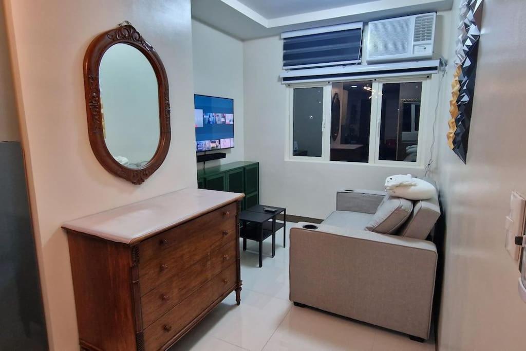 Apartment Emilio Cozy 1br In Makati *