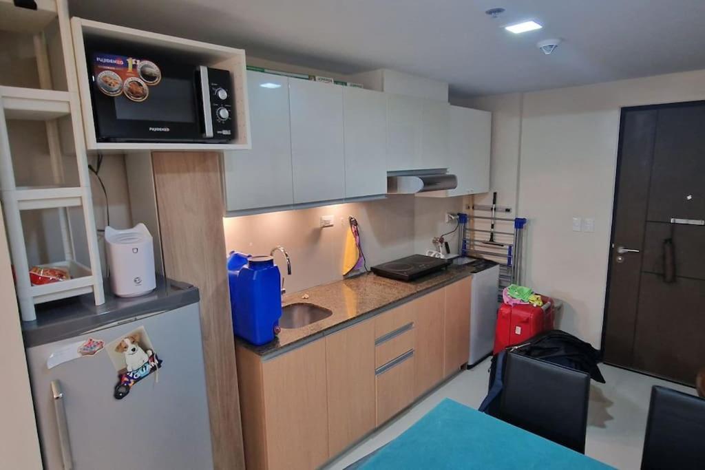 Apartment Emilio Cozy 1br In Makati Manila